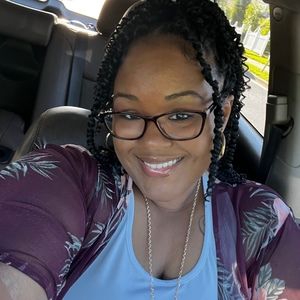 Meet your Posher, Janelle